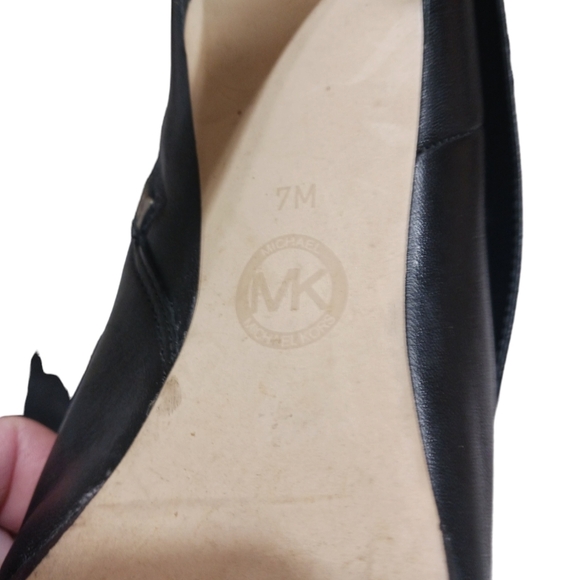 Michael Kors Peep Toe Black Leather Bootie Heels size 7 - Picture 9 of 12
